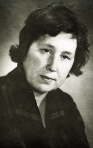 Комарова Вера Яковлевна (1919 - ?)
