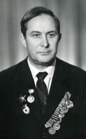 Данилов Владимир Васильевич (1919-2002)