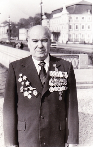 Сергеичев Иван Георгиевич (1922-1988)