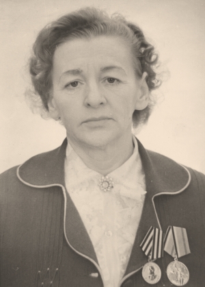 Богданова Лариса Вячеславовна (12.12.1925 - 2013)