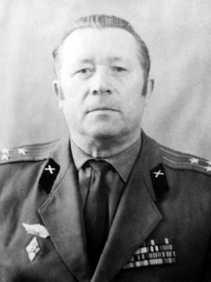 Аникеев Иван Евдокимович (1920-?)